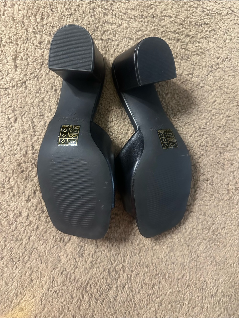 BERNESS Black Leather Slide Sandals with V Accent - Picture 3 of 5